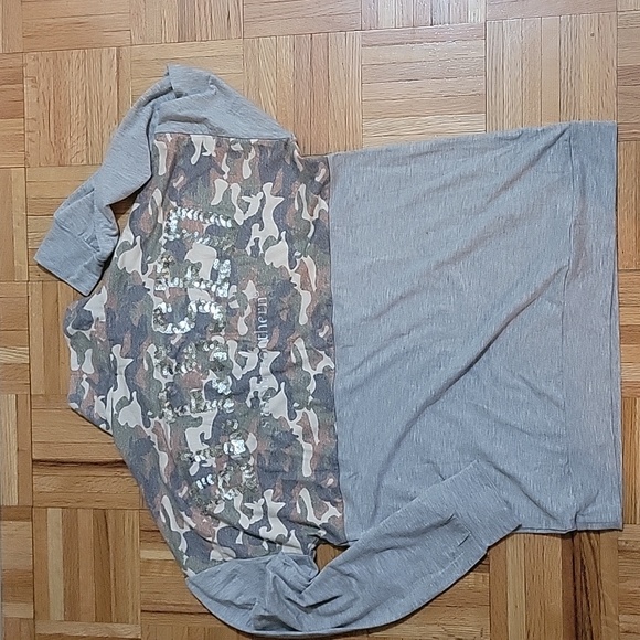 Simply Southern lightweight 1/4 zip. - Picture 2 of 5